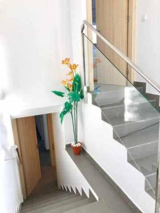 Atico Almadrava Apartment Roses Ngoại thất bức ảnh